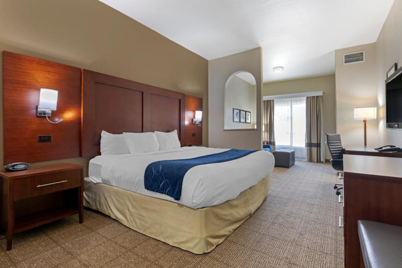 Comfort Suites Gainesville Esterno foto