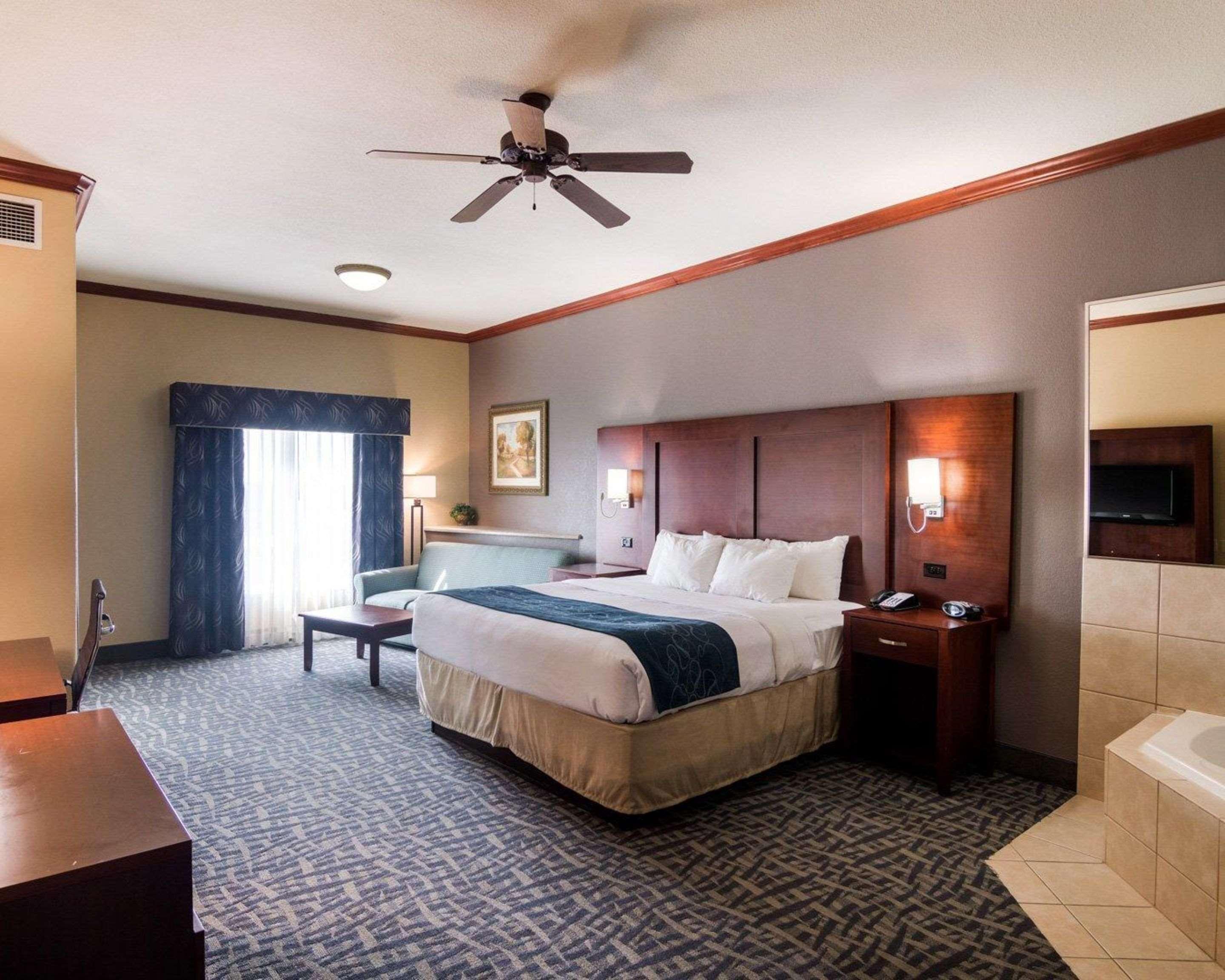Comfort Suites Gainesville Esterno foto