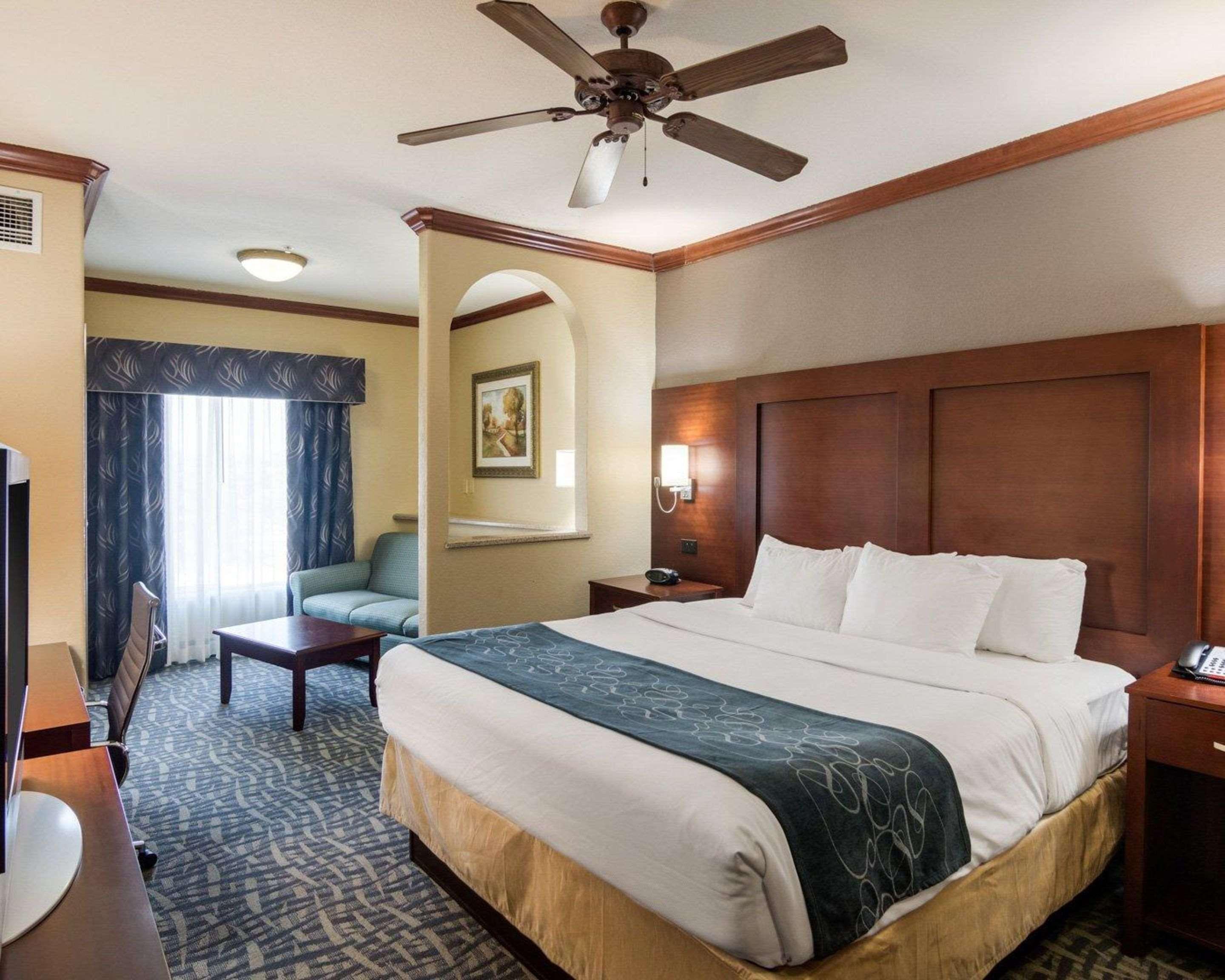 Comfort Suites Gainesville Esterno foto