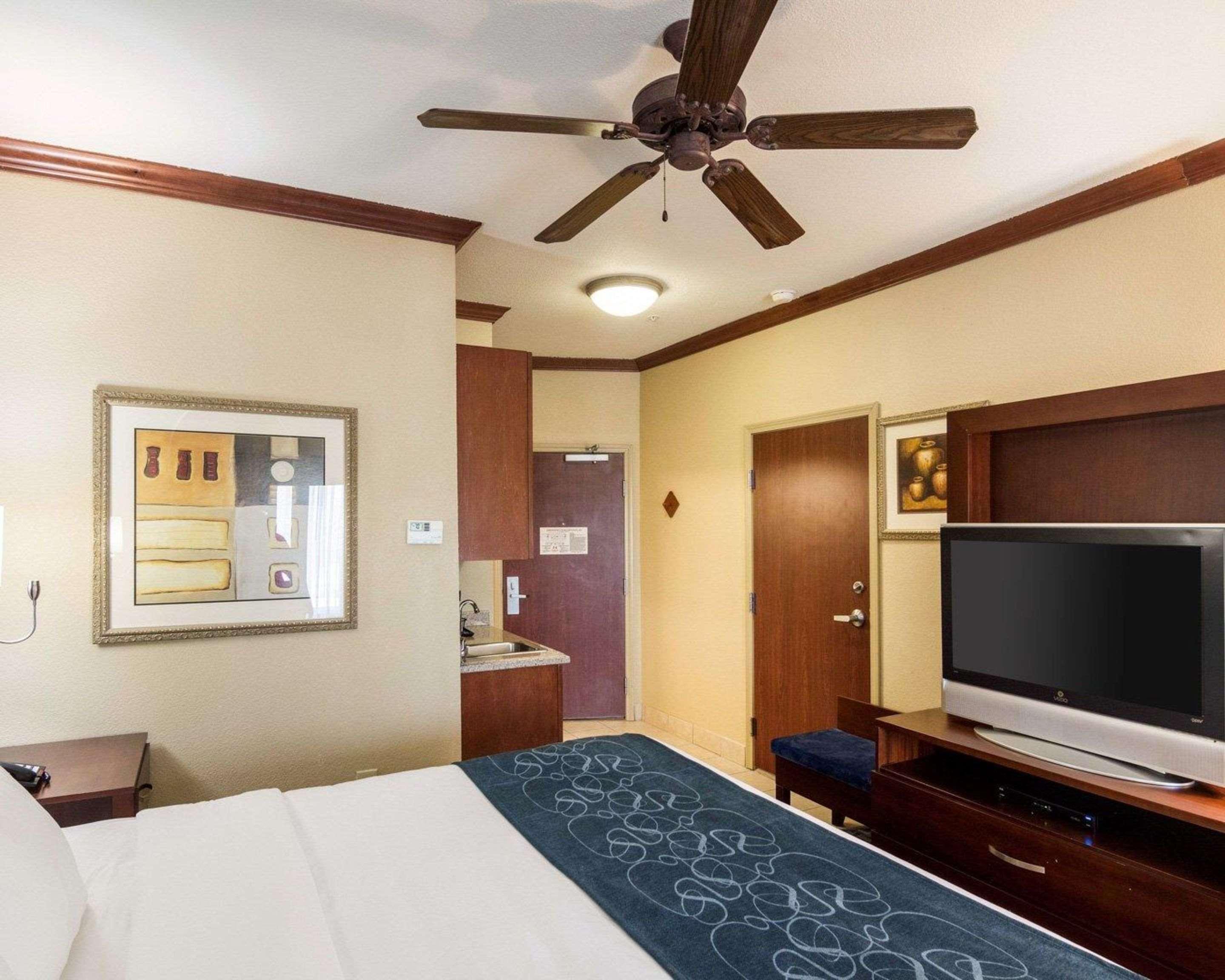 Comfort Suites Gainesville Esterno foto