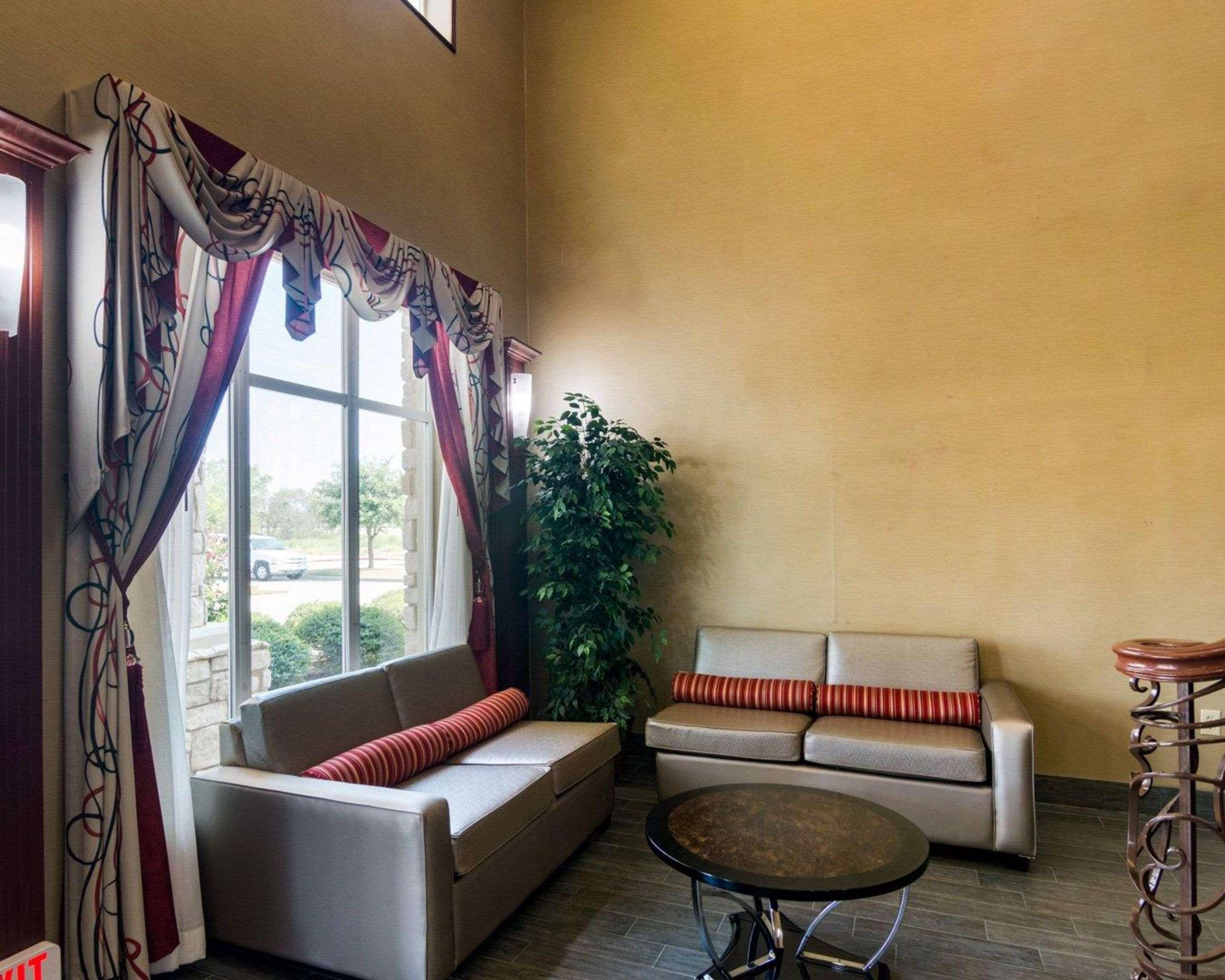 Comfort Suites Gainesville Esterno foto